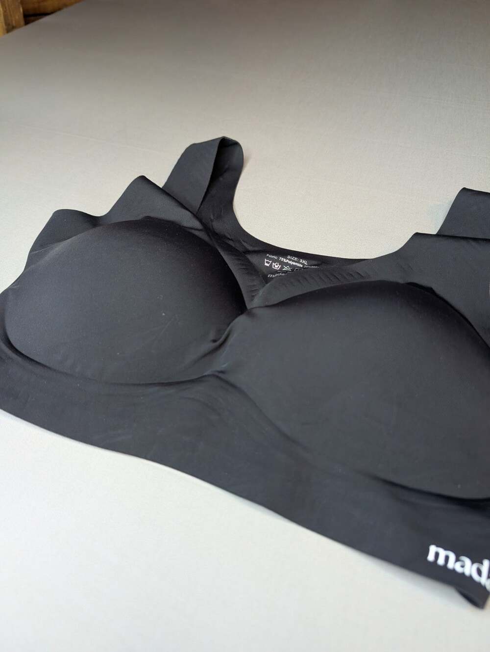 Madam Muse Wireless Smooth Back Jelly Bra 3XL Black Plus Size